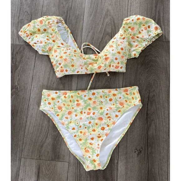 wild fable Other - Wild Fable Daisy Floral Print Two-piece Swimsuit Yellow Green XL